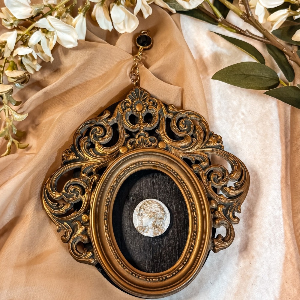 Restored Cameo Creations Frame with Handmade‎ Cameo Art